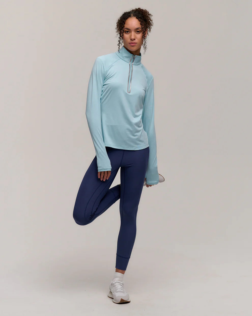 Zero Restriction Lea Zip Mock